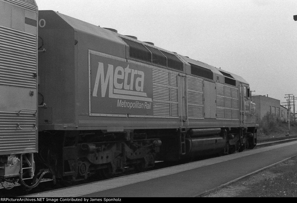 Metra 610